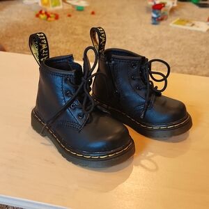 Dr. Marten boots toddler size 5